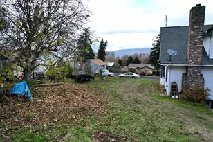 826 E 15th St, The Dalles, OR 97058 - Photo 12