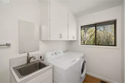 5844 SW Ralston Dr, Portland, OR 97239 - Photo 28