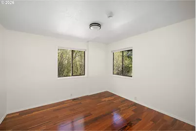 5844 SW Ralston Dr, Portland, OR 97239 - Photo 32
