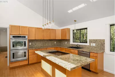 5844 SW Ralston Dr, Portland, OR 97239 - Photo 8