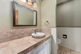 8635 NW Ash St, Portland, OR 97229 - Photo 16