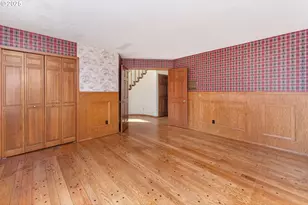 8635 NW Ash St, Portland, OR 97229 - Photo 12