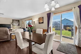 348 SW Kalmia Ave, Warrenton, OR 97146 - Photo 12