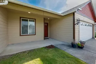 348 SW Kalmia Ave, Warrenton, OR 97146 - Photo 6