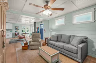 55314 Rosa Rd, Bandon, OR 97411 - Photo 2