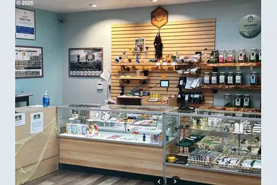 1890 NE Capitol St, Salem, OR 97301 - Photo 2