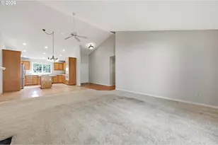 18260 SE River Rd, Milwaukie, OR 97267 - Photo 8