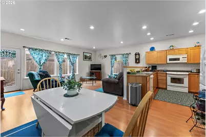 815 Old County Rd #13, Brookings, OR 97415 - Photo 6