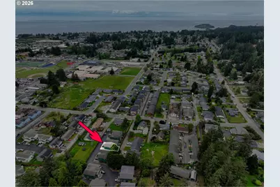 815 Old County Rd #13, Brookings, OR 97415 - Photo 32