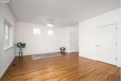 536 Raber Rd, Eugene, OR 97402 - Photo 10