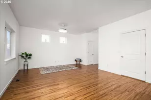 536 Raber Rd, Eugene, OR 97402 - Photo 10