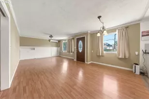 636 Pierce St, Milton-Freewater, OR 97862 - Photo 10