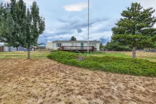 314 S Wayne Rd, Tygh Valley, OR 97063 - Photo 36
