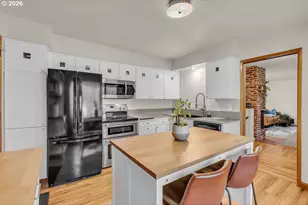 13417 SW 61st Ave, Portland, OR 97219 - Photo 12