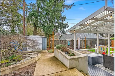 13417 SW 61st Ave, Portland, OR 97219 - Photo 22