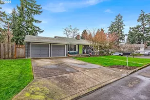 13417 SW 61st Ave, Portland, OR 97219 - Photo 4