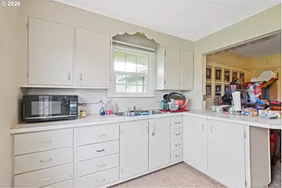 3070 Olympia Way, Longview, WA 98632 - Photo 10