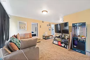 3070 Olympia Way, Longview, WA 98632 - Photo 6