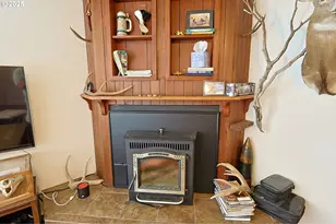 1125 Augustine Ave, Coos Bay, OR 97420 - Photo 8