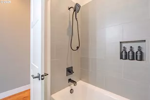 108 W 16th St, La Center, WA 98629 - Photo 32