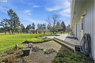 27805 Green Oaks Dr, Eugene, OR 97402 - Photo 32