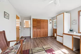 27805 Green Oaks Dr, Eugene, OR 97402 - Photo 18