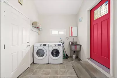 205 9th St, Long Beach, WA 98631 - Photo 20