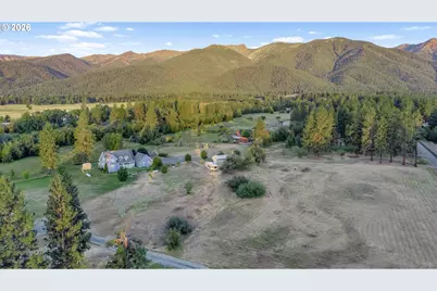 15050 Pine Creek Ln, Baker City, OR 97814 - Photo 2