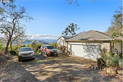 1385 SE Laurel Ct, Roseburg, OR 97470 - Photo 34
