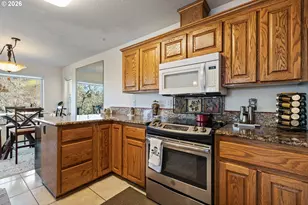 1385 SE Laurel Ct, Roseburg, OR 97470 - Photo 14