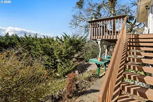 1385 SE Laurel Ct, Roseburg, OR 97470 - Photo 32