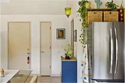 636 SE 84th Ave, Portland, OR 97216 - Photo 34