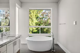 1225 SW Ophelia St, Portland, OR 97219 - Photo 22
