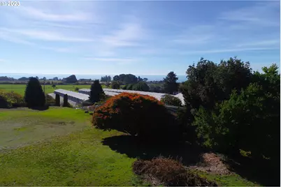 15282 Highway 101, Brookings, OR 97415 - Photo 20