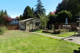 1715 Elm St, Forest Grove, OR 97116 - Photo 8