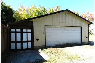1715 Elm St, Forest Grove, OR 97116 - Photo 4