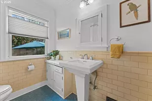 7204 N Washburne Ave N, Portland, OR 97217 - Photo 14