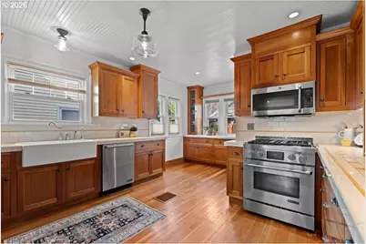 7204 N Washburne Ave N, Portland, OR 97217 - Photo 10