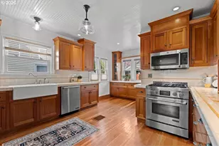 7204 N Washburne Ave N, Portland, OR 97217 - Photo 10