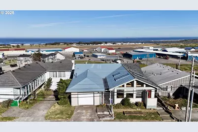 29832 Mary St, Gold Beach, OR 97444 - Photo 6