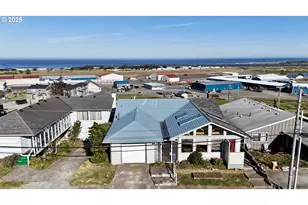 29832 Mary St, Gold Beach, OR 97444 - Photo 6