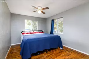 145 NW 13th St, Gresham, OR 97030 - Photo 6