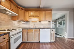 6118 NE Alton St, Portland, OR 97213 - Photo 18