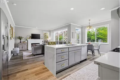 14058 Chatham Ct, Lake Oswego, OR 97035 - Photo 16