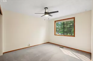 16625 NE San Rafael Dr, Portland, OR 97230 - Photo 18