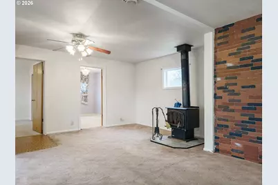 190 S 6th Ave, Elgin, OR 97827 - Photo 4