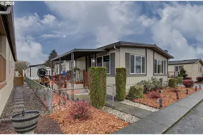 300 SW 7th Ave #403, Battle Ground, WA 98604 - Photo 1