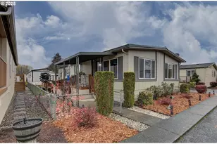 300 SW 7th Ave, Battle Ground, WA 98604 - Photo 1