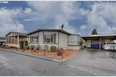 300 SW 7th Ave #403, Battle Ground, WA 98604 - Photo 2