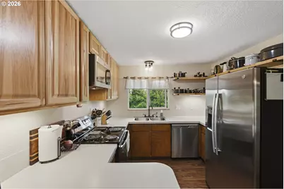 192 N Woodridge Rd, Coquille, OR 97423 - Photo 12